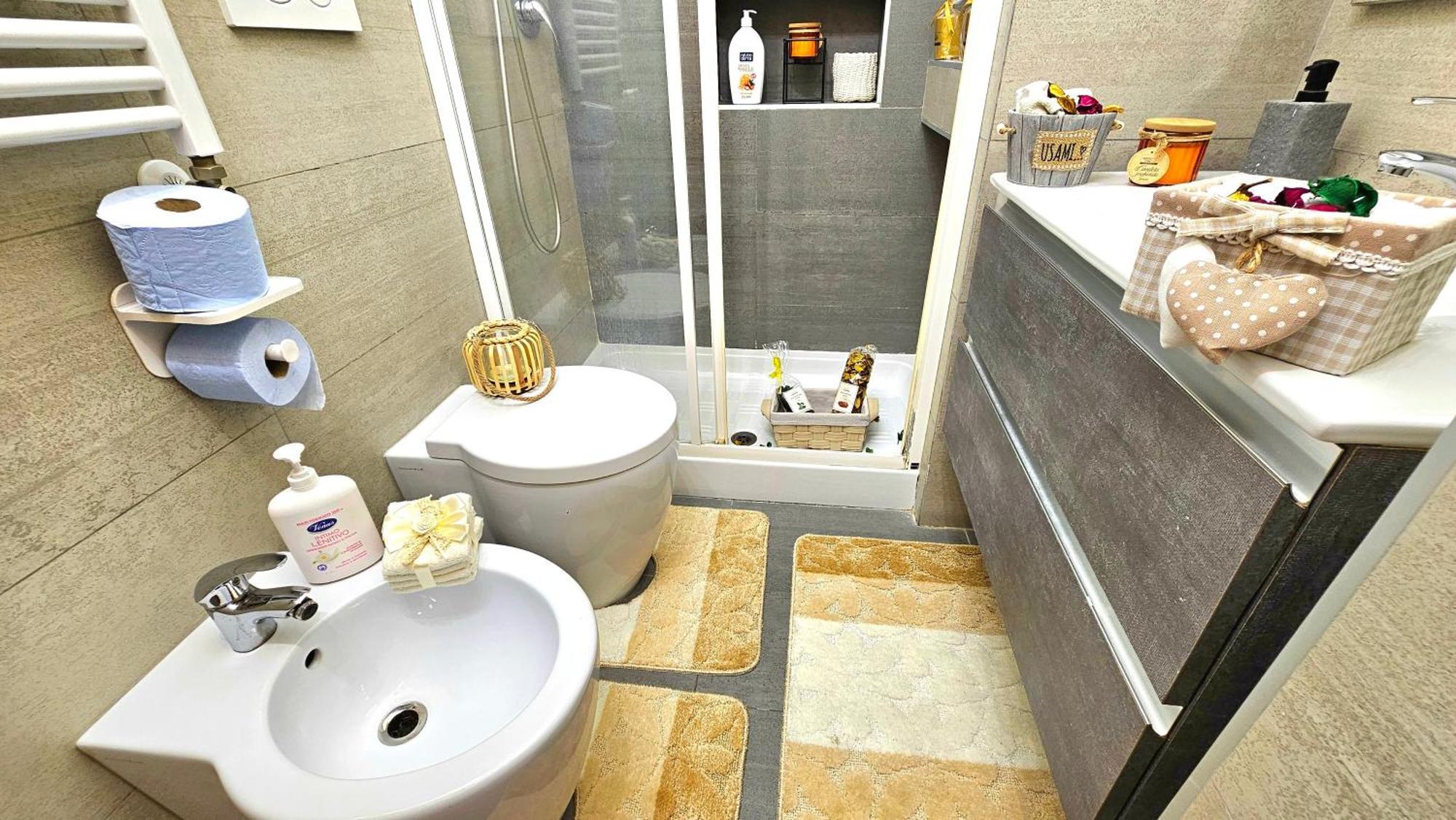 A Casa Simpatia Roma - Free Parking If You Book 4 Nights Bed & Breakfast Dış mekan fotoğraf