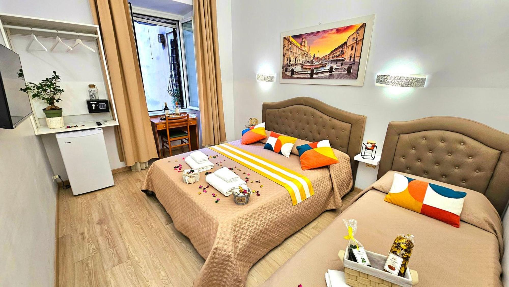 A Casa Simpatia Roma - Free Parking If You Book 4 Nights Bed & Breakfast Dış mekan fotoğraf