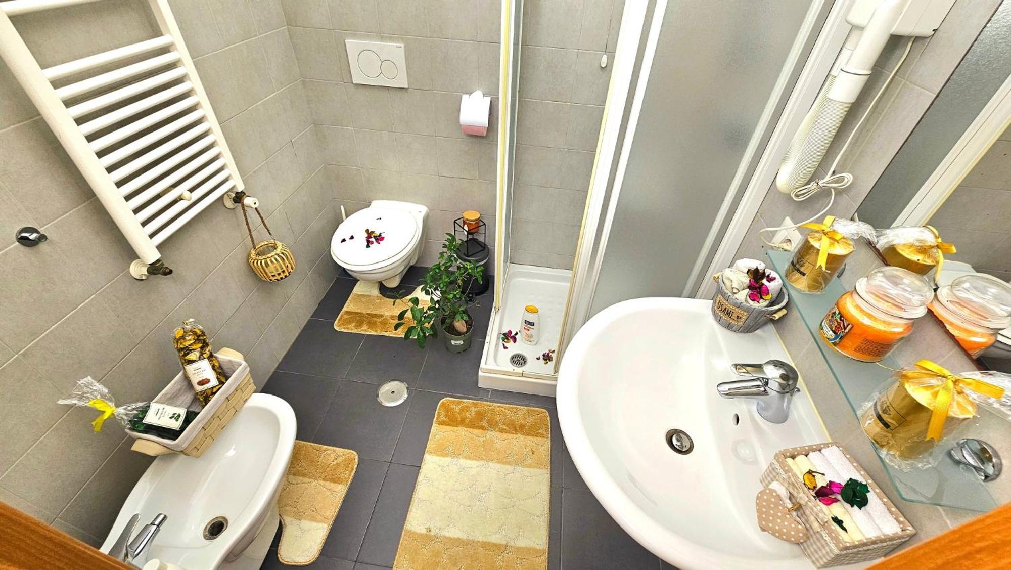 A Casa Simpatia Roma - Free Parking If You Book 4 Nights Bed & Breakfast Dış mekan fotoğraf