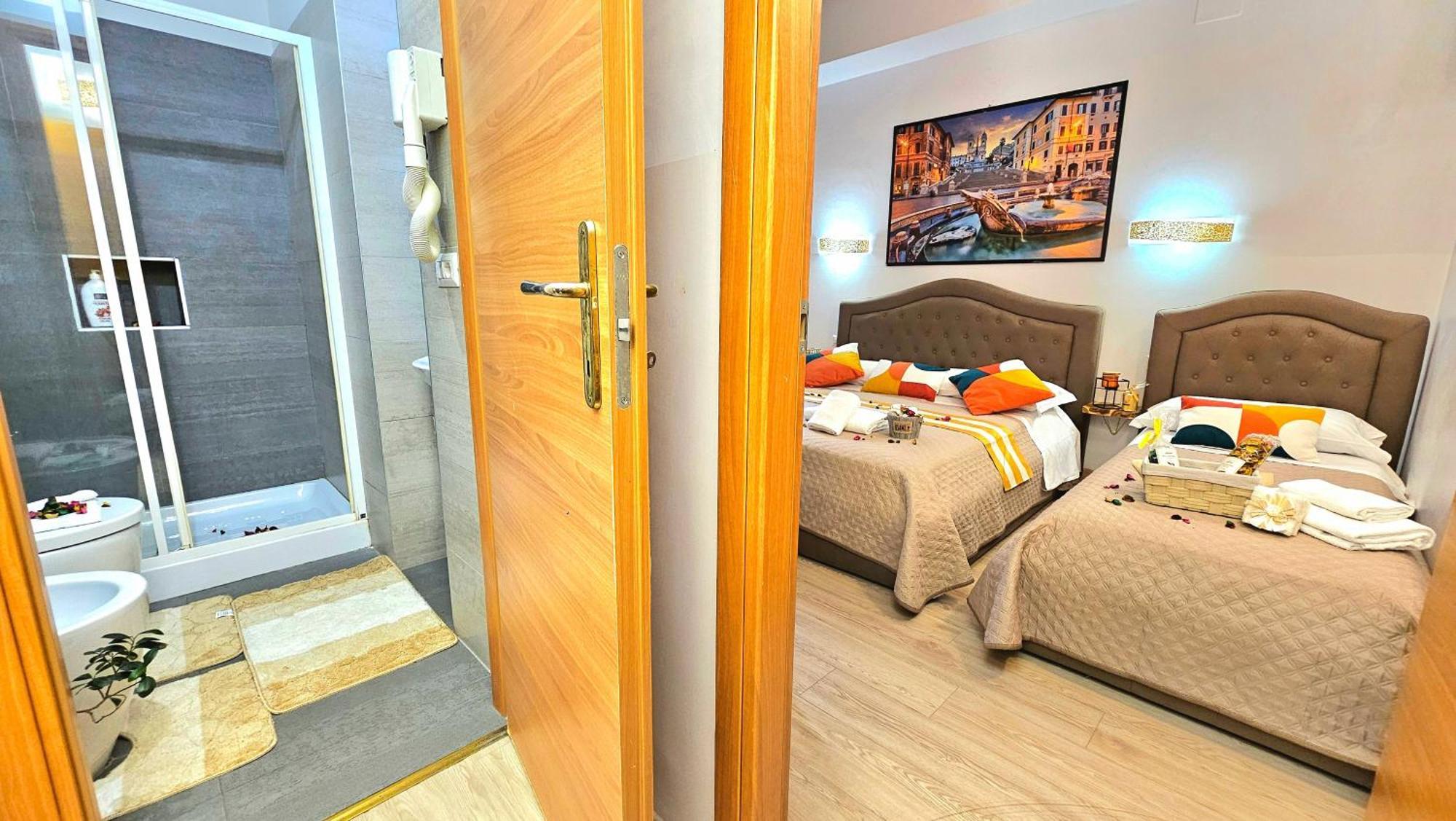 A Casa Simpatia Roma - Free Parking If You Book 4 Nights Bed & Breakfast Dış mekan fotoğraf